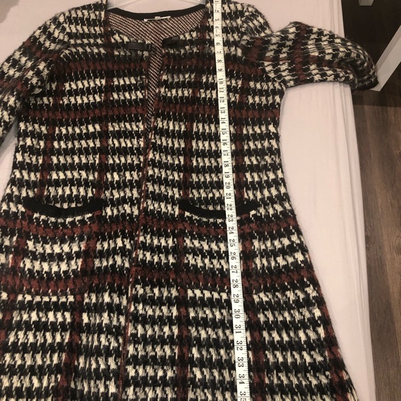 CLEO | Houndstooth Open Coatigan Sweater - Picture 9 of 16